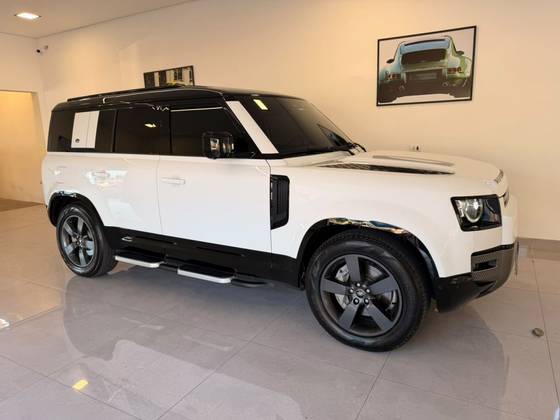 LAND ROVER DEFENDER 3.0 D300 TURBO DIESEL MHEV 110 HSE AWD AUTOMÁTICO LAND ROVER DEFENDER 3.0 D300 TURBO DIESEL MHEV 110 HSE AWD AUTOMÁTICO